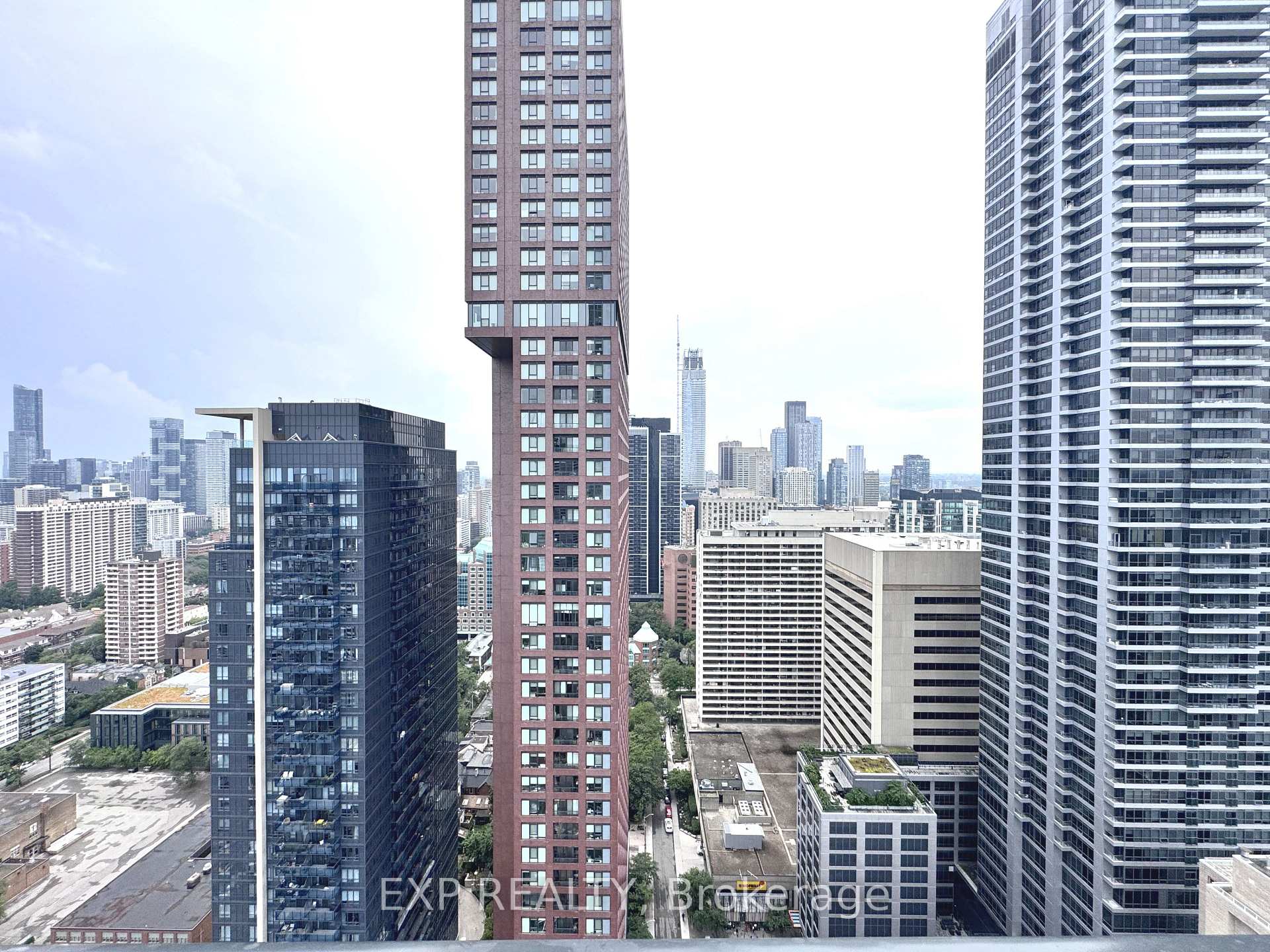 Photo 2 of Unit 3503, 609 Sherbourne Street, Toronto, North St. James Town — HOMEH