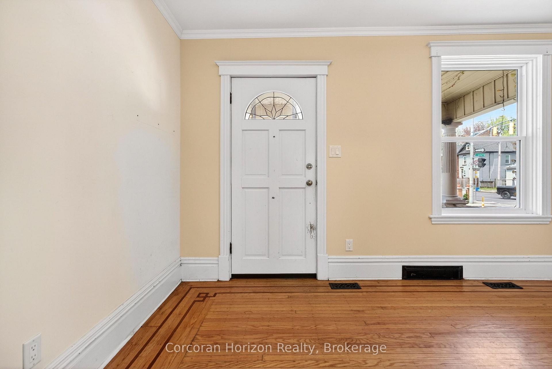 Photo 6 of 520 John Street N, Hamilton, North End — HOMEH