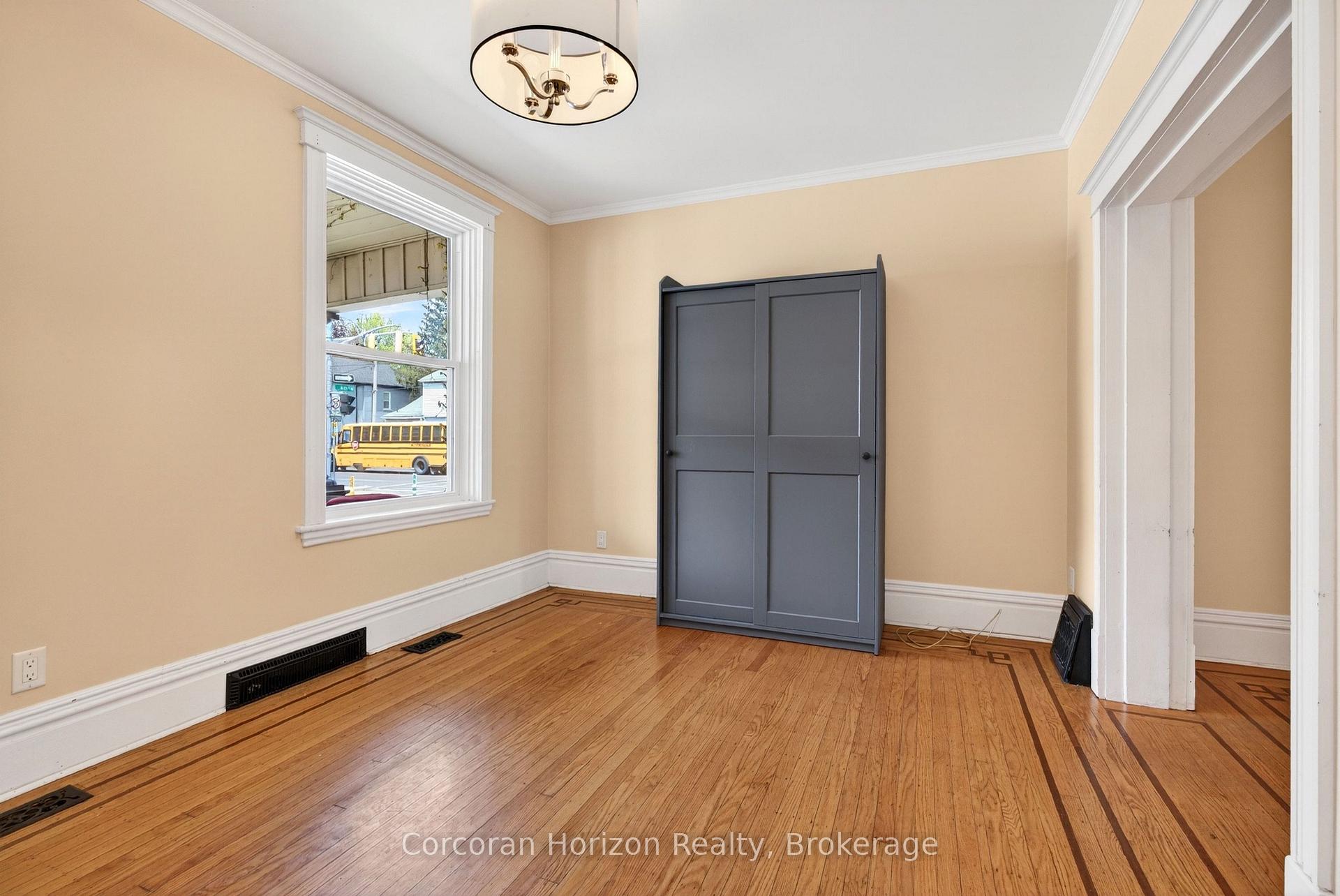 Photo 9 of 520 John Street N, Hamilton, North End — HOMEH