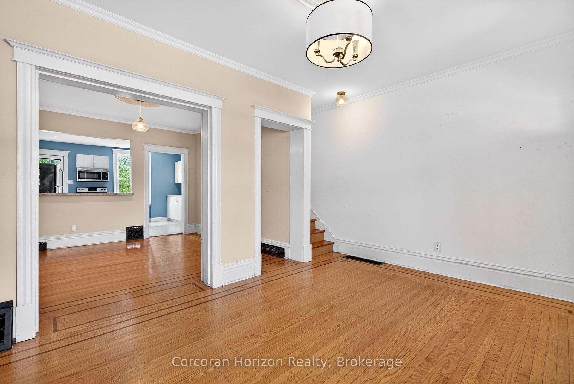 Photo 12 of 520 John Street N, Hamilton, North End — HOMEH