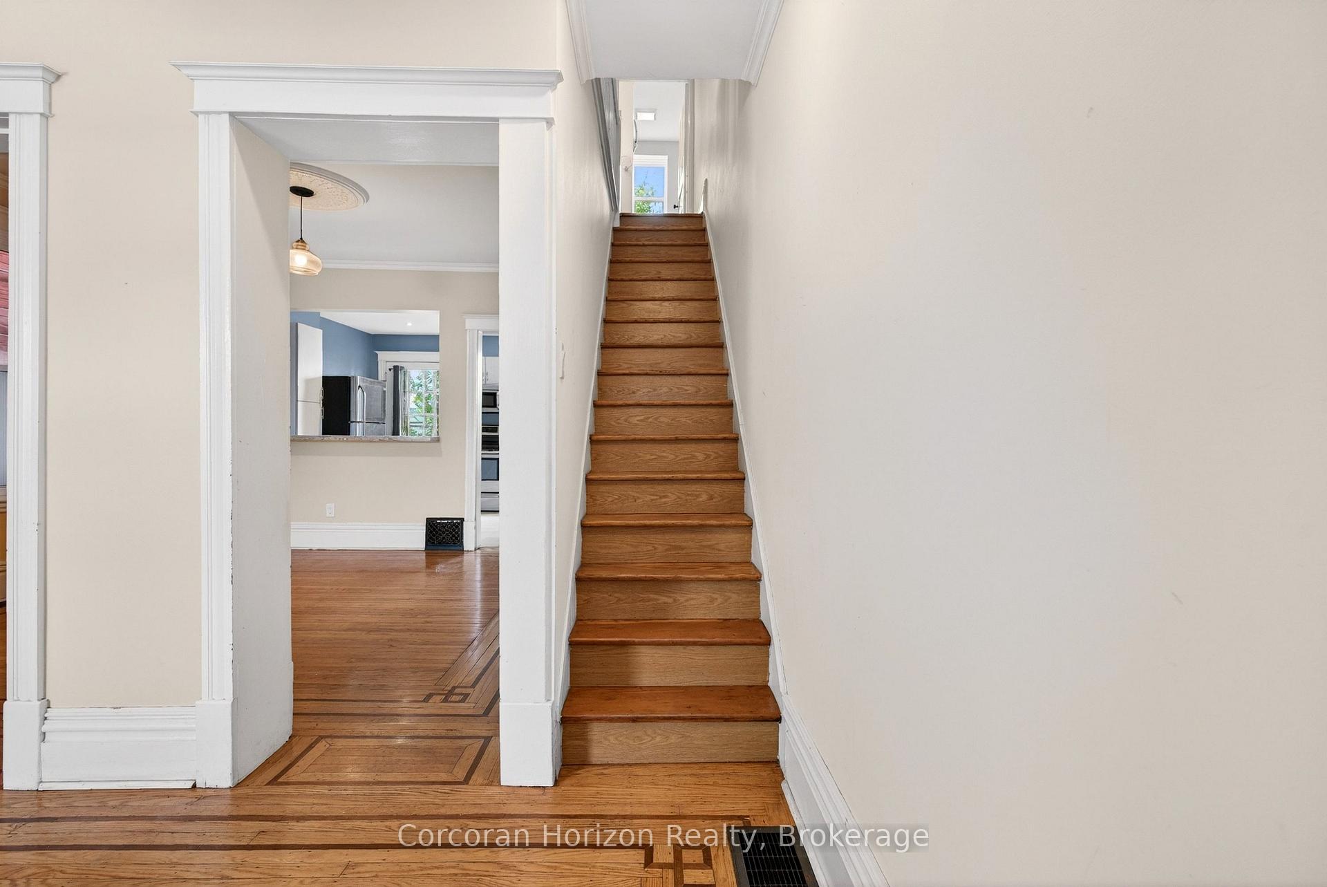 Photo 24 of 520 John Street N, Hamilton, North End — HOMEH