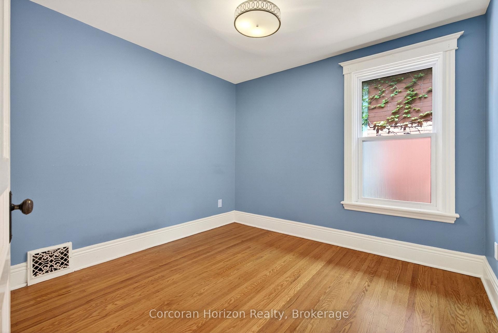 Photo 31 of 520 John Street N, Hamilton, North End — HOMEH