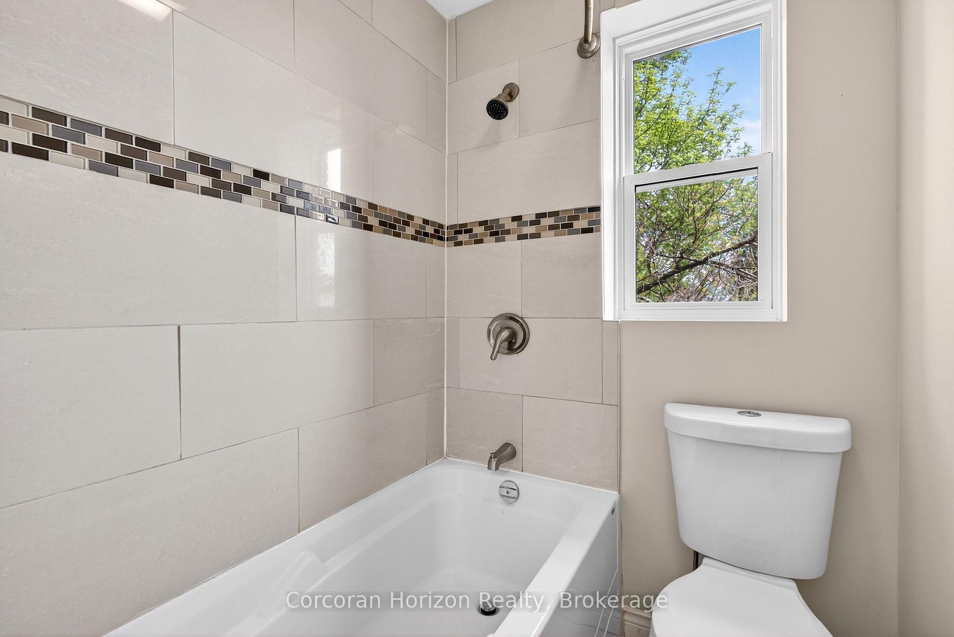 Photo 37 of 520 John Street N, Hamilton, North End — HOMEH