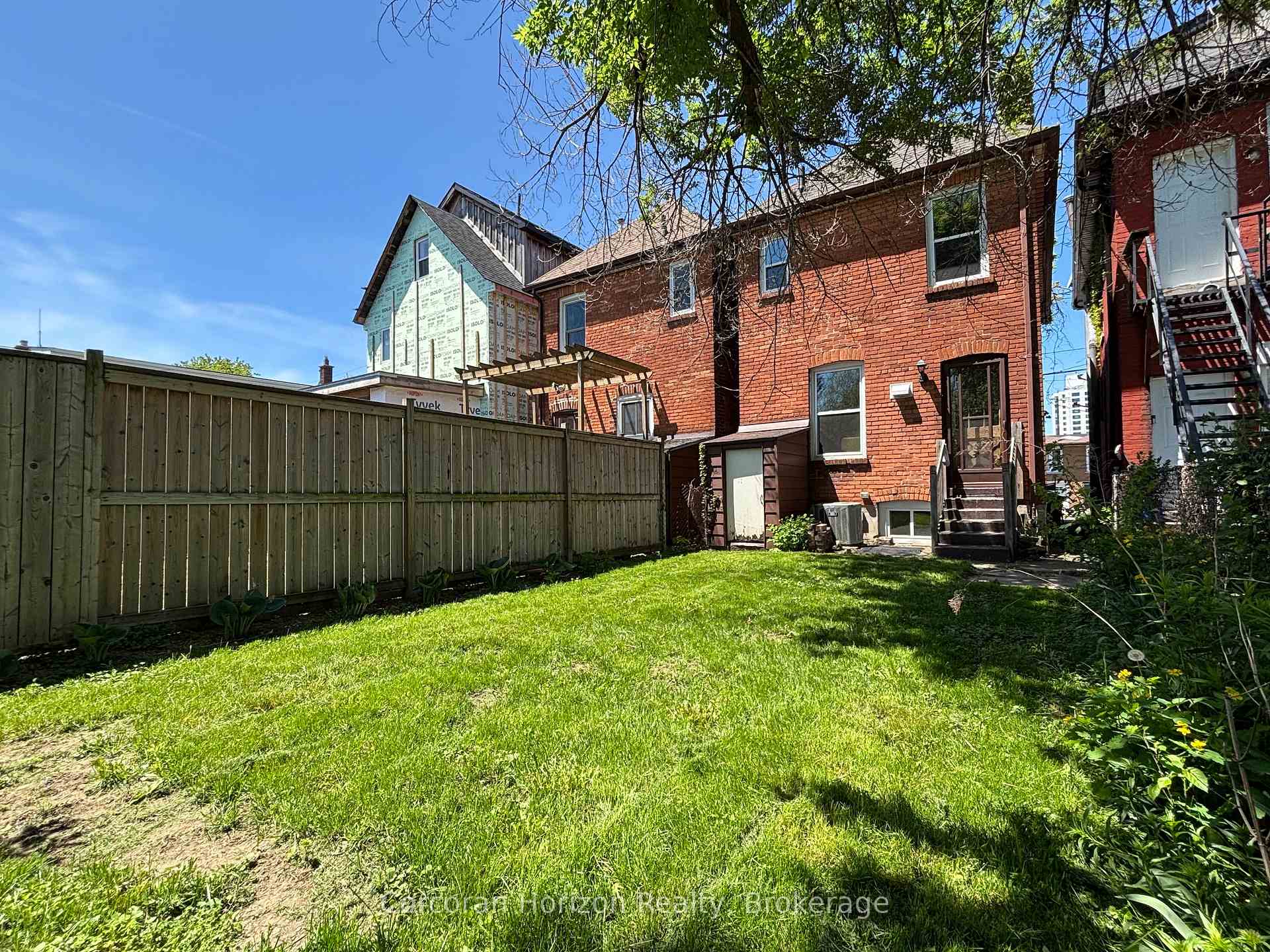 Photo 39 of 520 John Street N, Hamilton, North End — HOMEH
