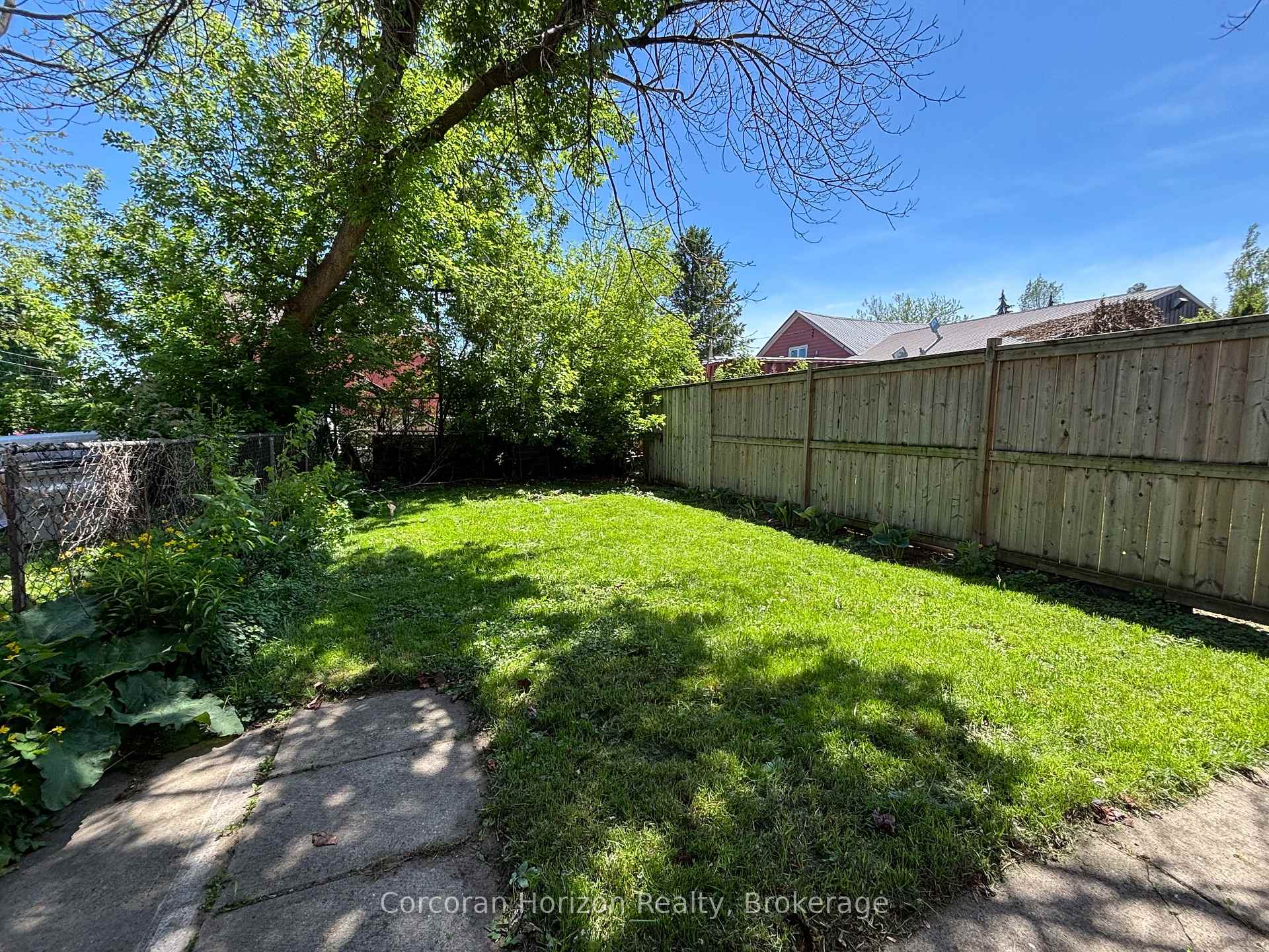 Photo 40 of 520 John Street N, Hamilton, North End — HOMEH
