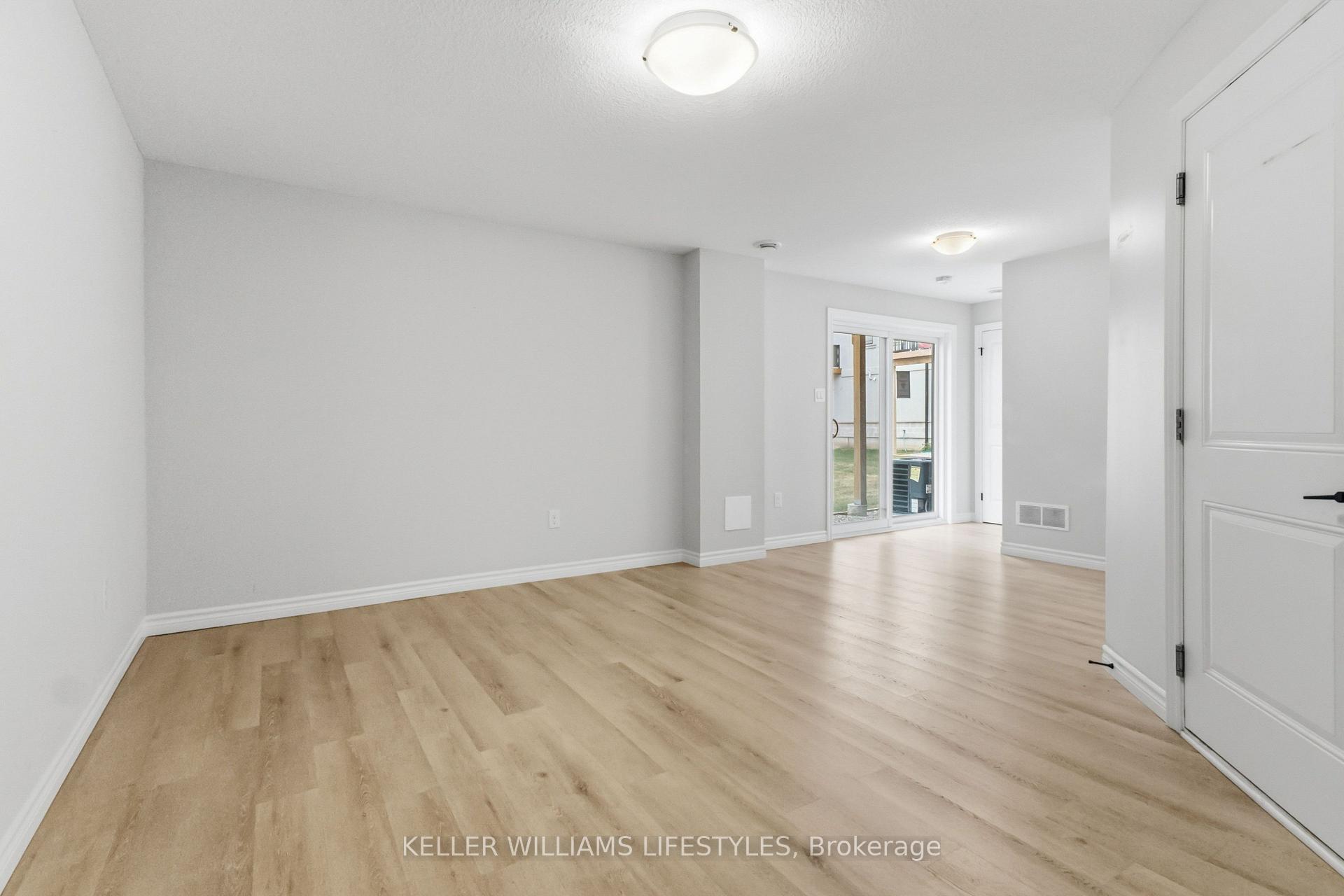 Photo 5 of Unit 37, 435 Callaway Road, London, North R — HOMEH