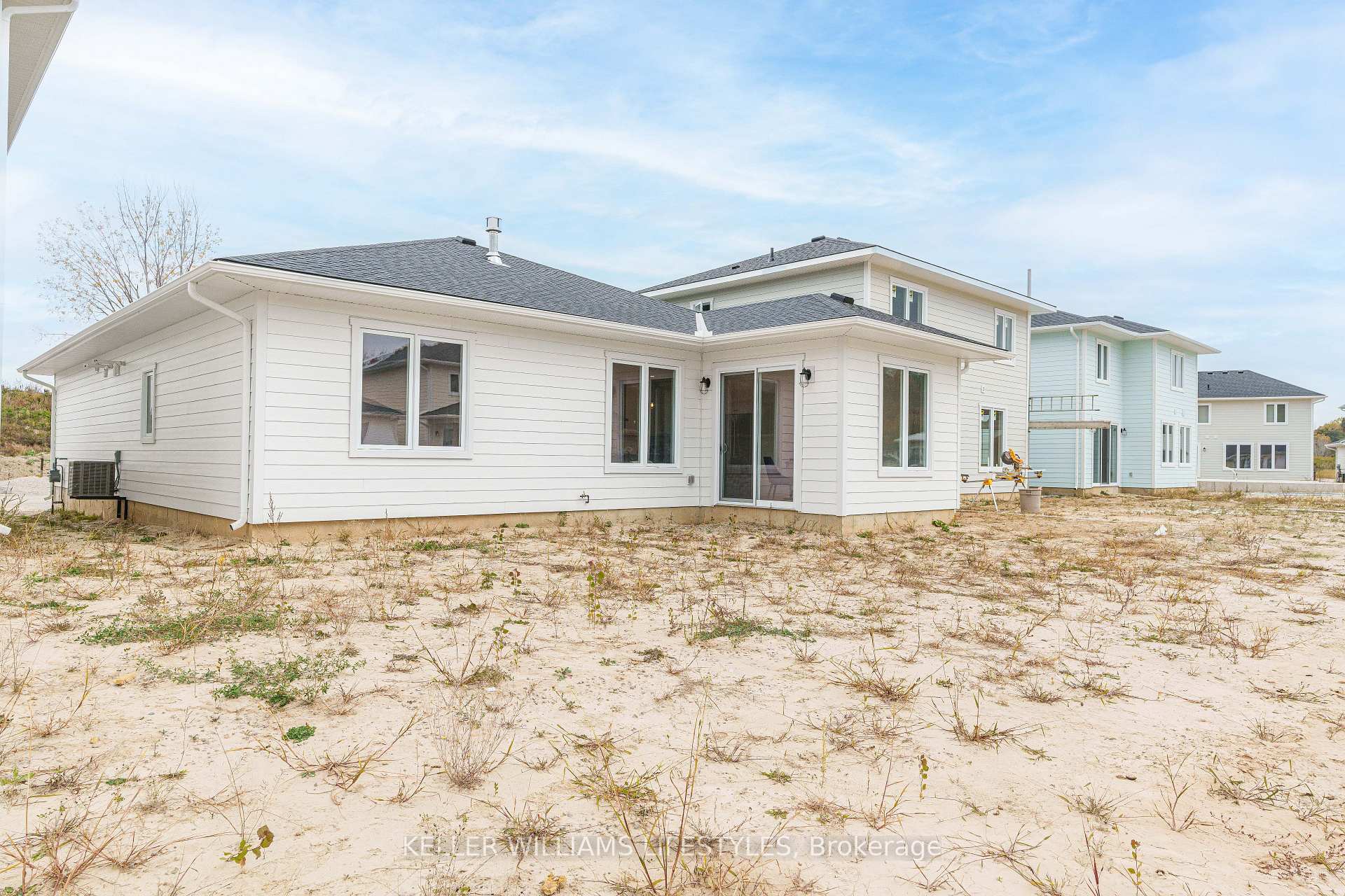 Photo 3 of 106 Sandcastle Key, Central Elgin, Port Stanley — HOMEH