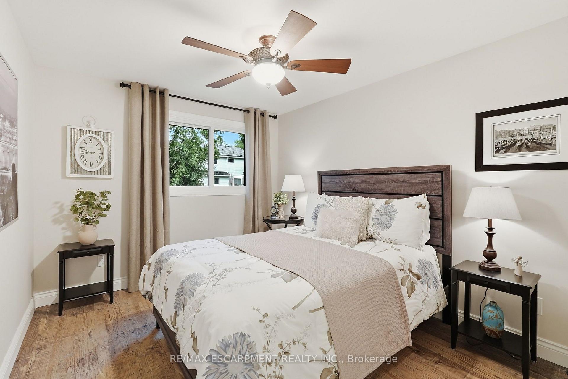 Photo 19 of 224 Athenia Drive, Hamilton, Stoney Creek Mountain — HOMEH