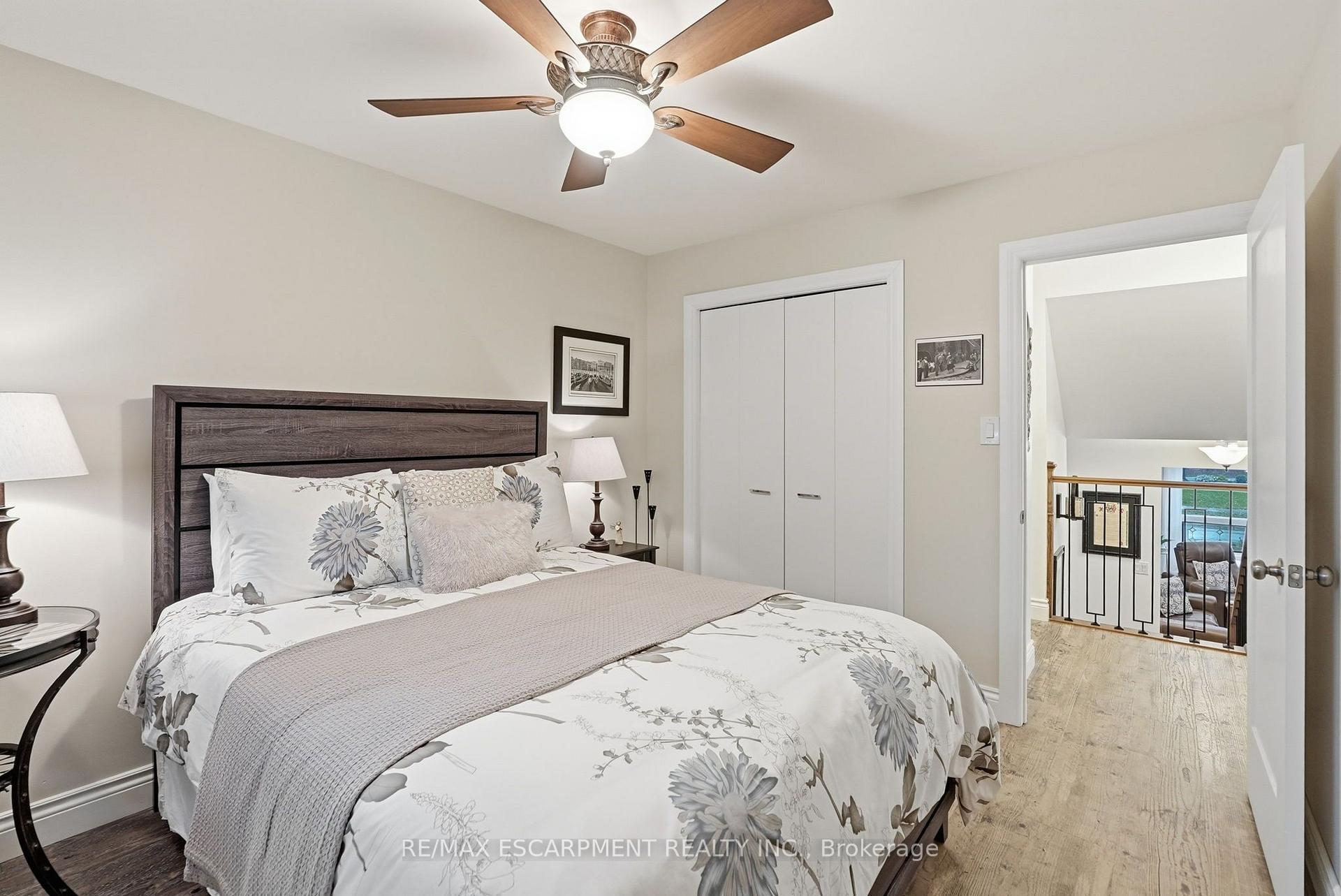 Photo 20 of 224 Athenia Drive, Hamilton, Stoney Creek Mountain — HOMEH