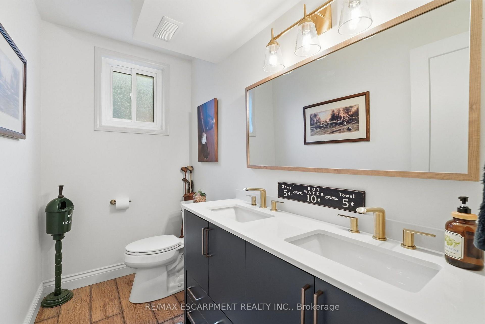 Photo 32 of 224 Athenia Drive, Hamilton, Stoney Creek Mountain — HOMEH