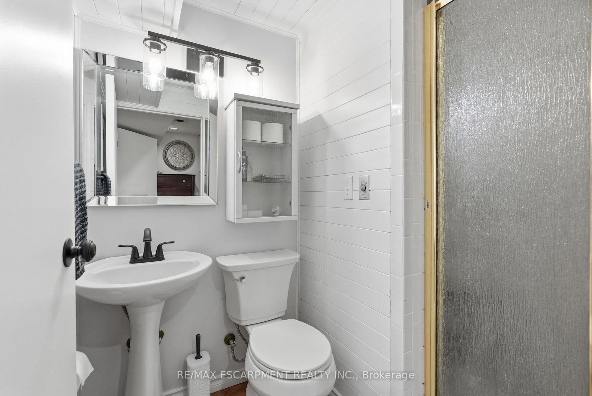 Photo 36 of 224 Athenia Drive, Hamilton, Stoney Creek Mountain — HOMEH