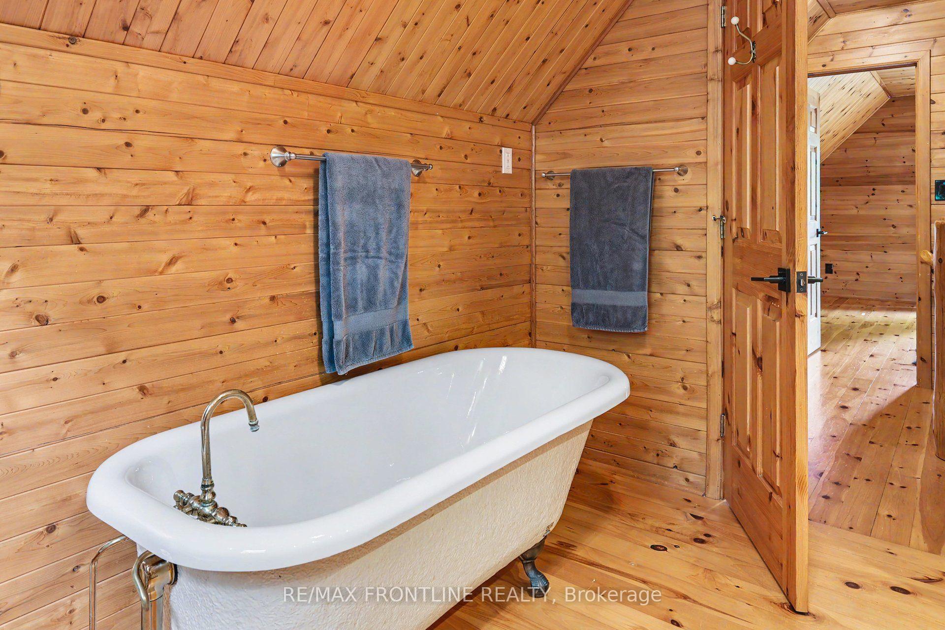 Photo 23 of 1169 Carson Trail, Frontenac, Frontenac North — HOMEH