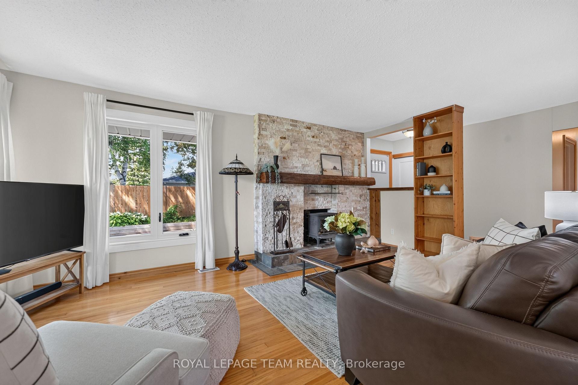 Photo 9 of 9 Laurentide Road, Ottawa, Arbeatha Park — HOMEH