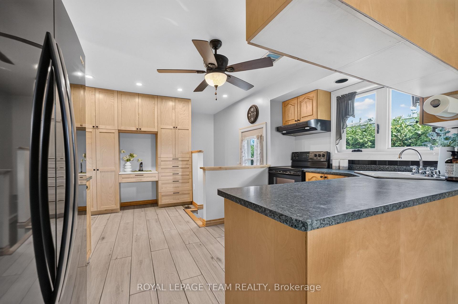 Photo 15 of 9 Laurentide Road, Ottawa, Arbeatha Park — HOMEH