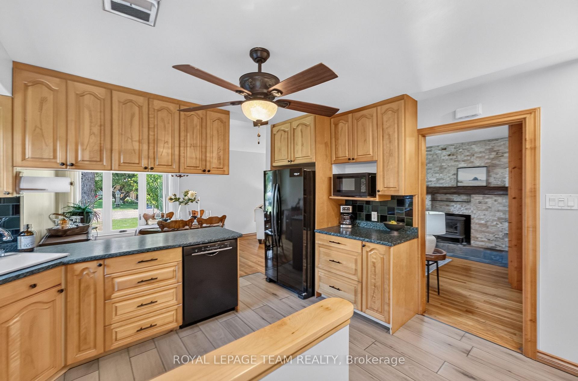 Photo 19 of 9 Laurentide Road, Ottawa, Arbeatha Park — HOMEH