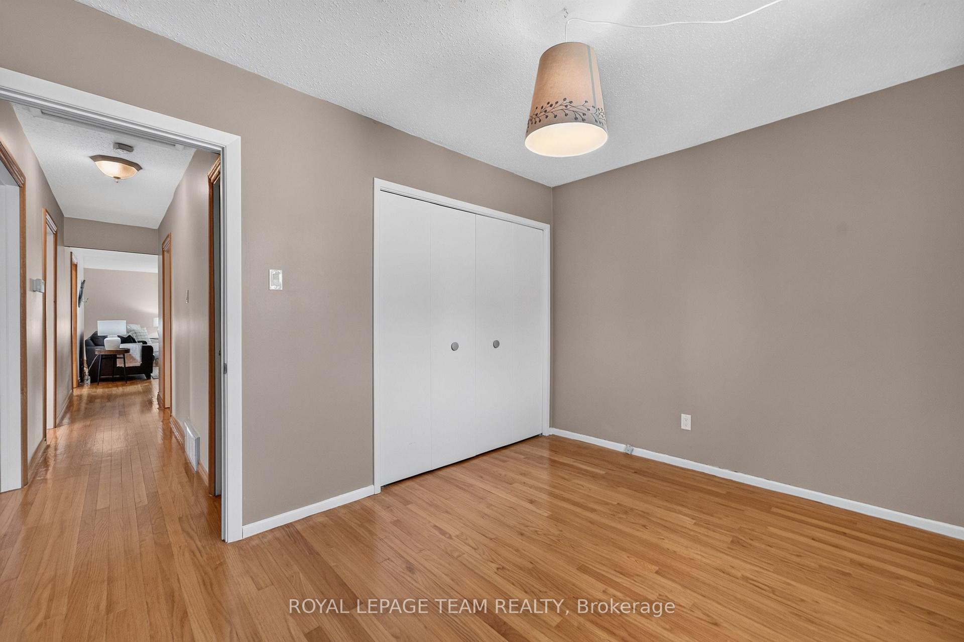 Photo 31 of 9 Laurentide Road, Ottawa, Arbeatha Park — HOMEH