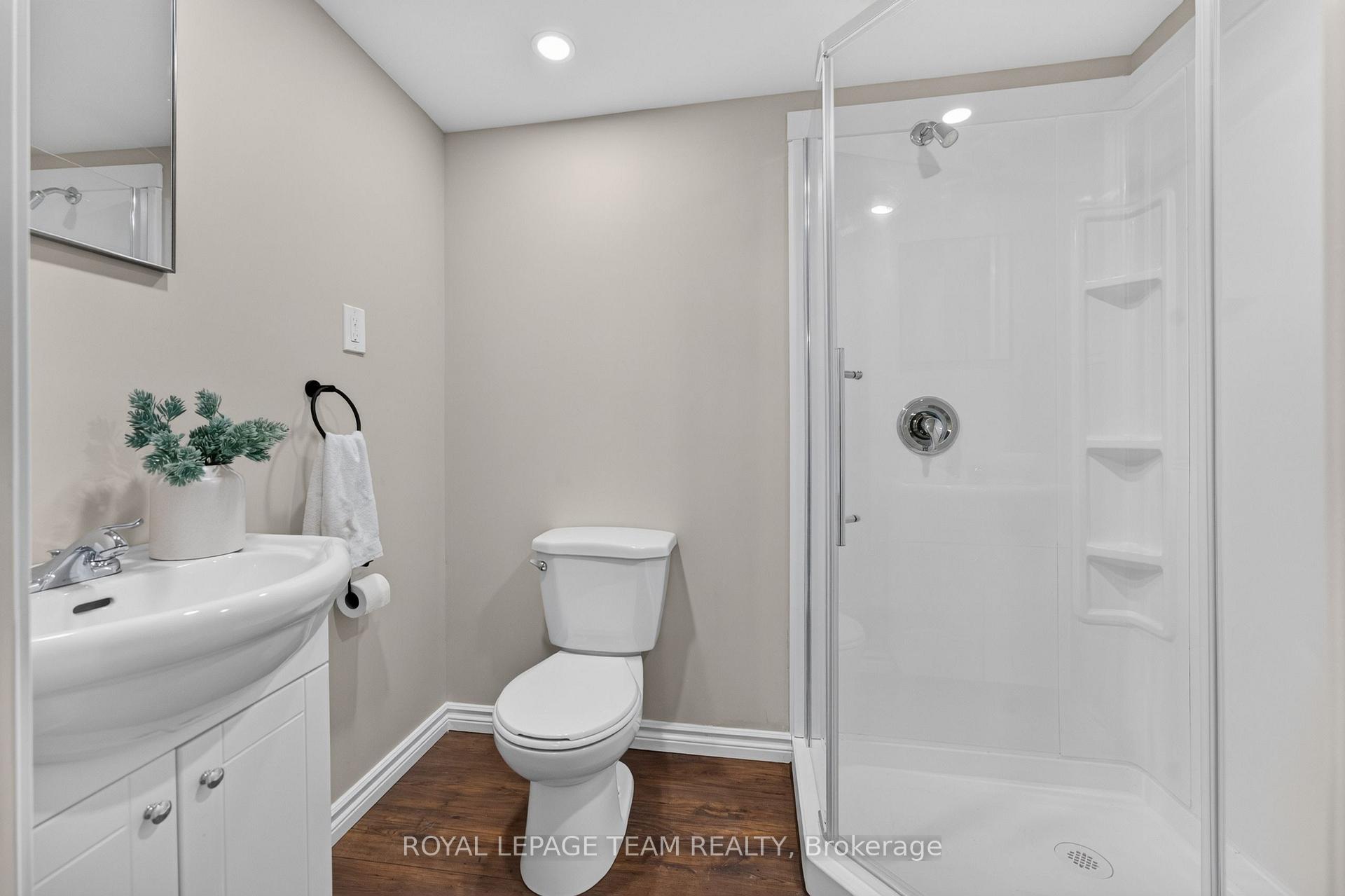 Photo 37 of 9 Laurentide Road, Ottawa, Arbeatha Park — HOMEH