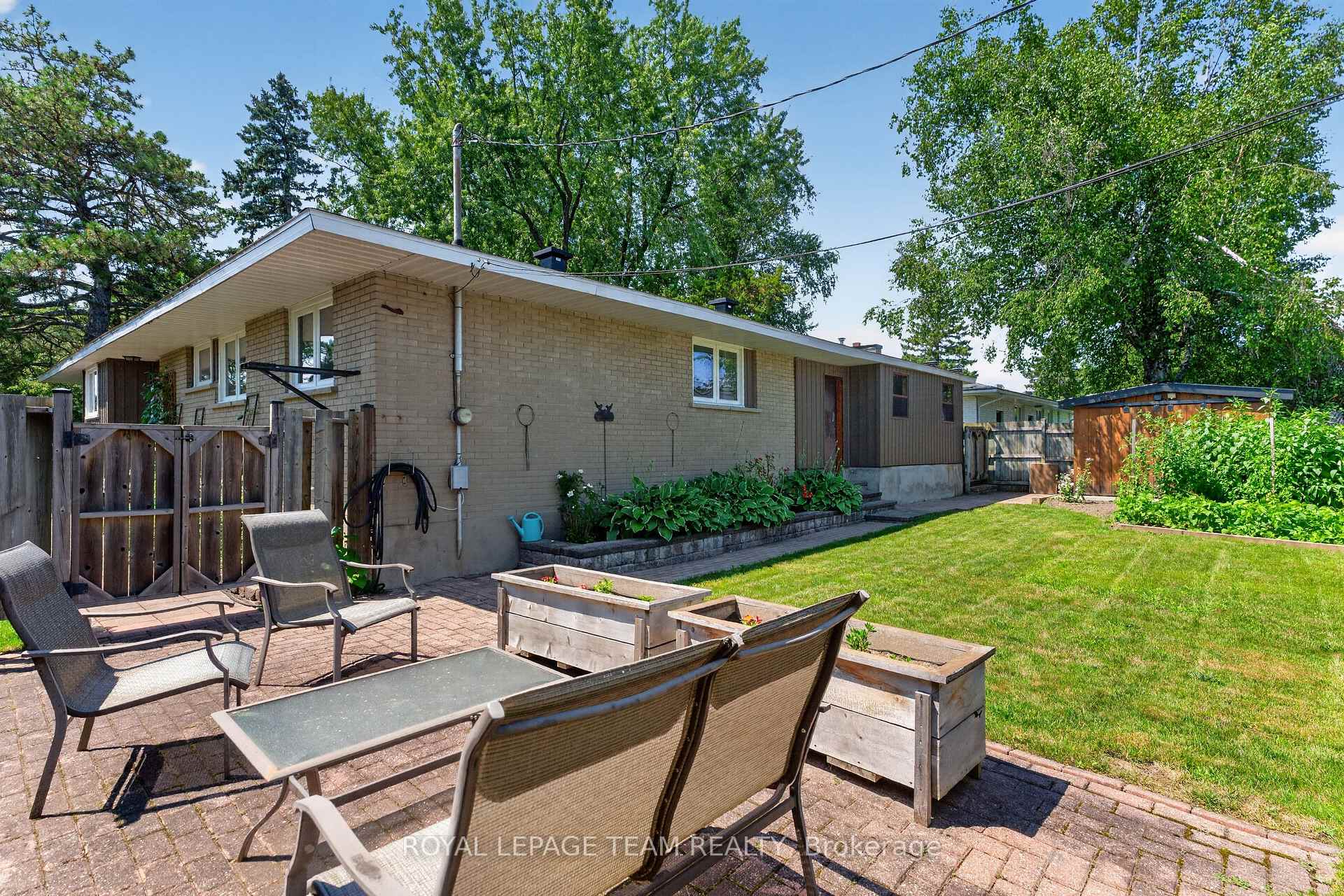 Photo 43 of 9 Laurentide Road, Ottawa, Arbeatha Park — HOMEH