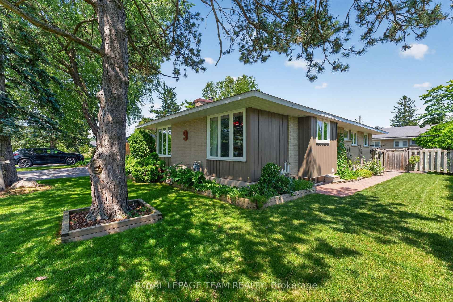 Photo 46 of 9 Laurentide Road, Ottawa, Arbeatha Park — HOMEH