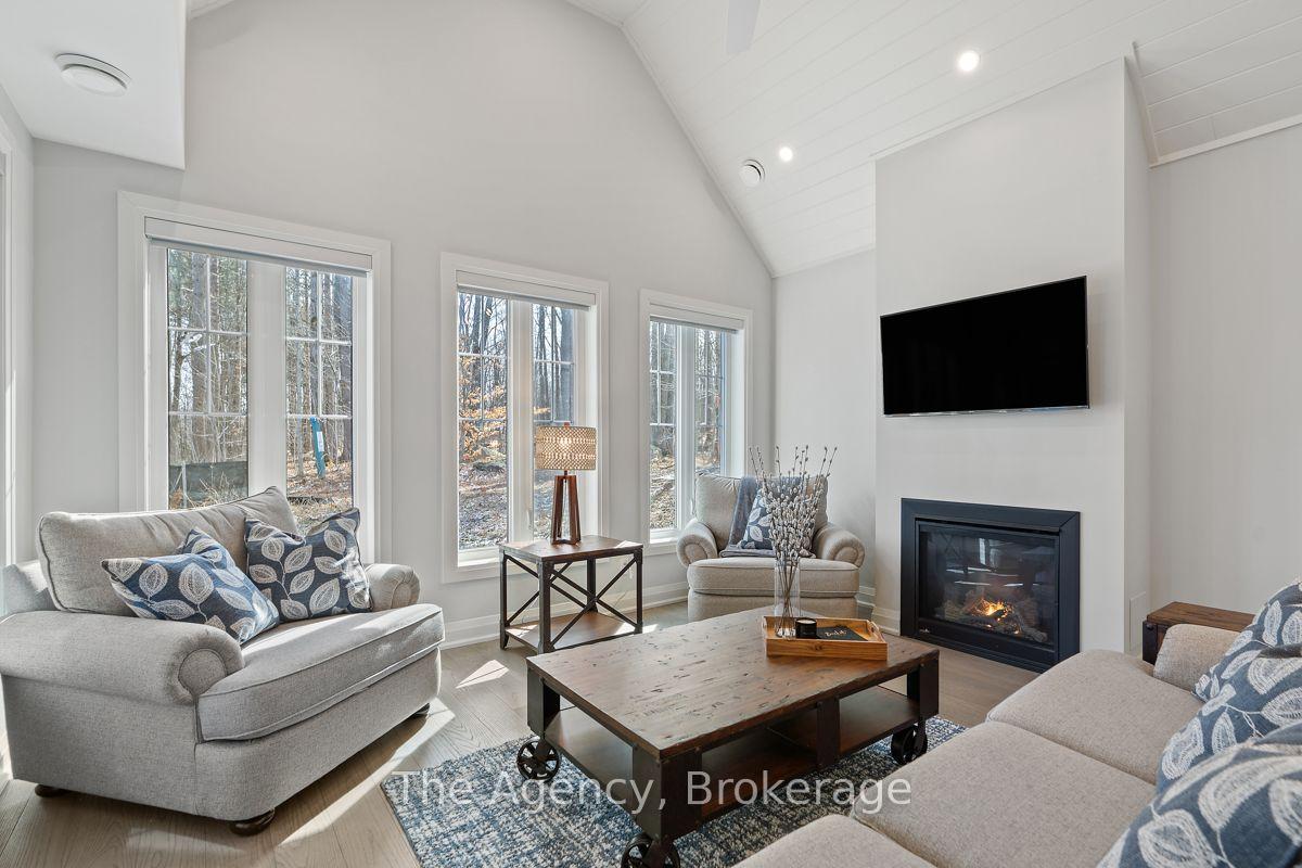 Photo 5 of Unit 39, 2054 Peninsula Road, Muskoka Lakes, Medora — HOMEH