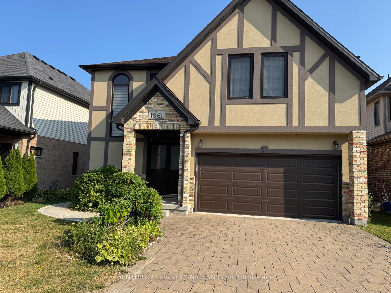 Photo 2 of 1961 Cedarpark Drive, London, North D — HOMEH