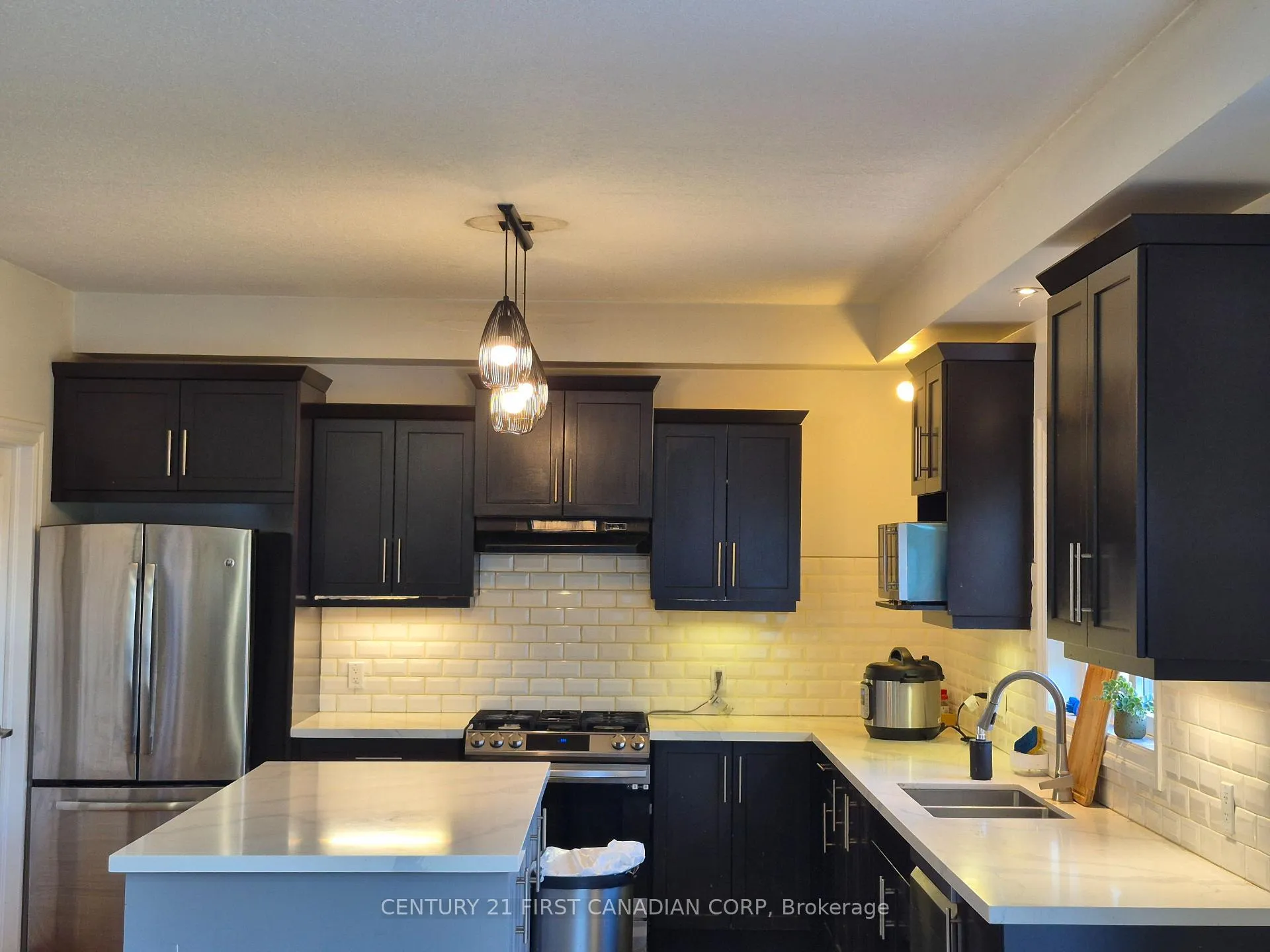 Photo 6 of 1961 Cedarpark Drive, London, North D — HOMEH