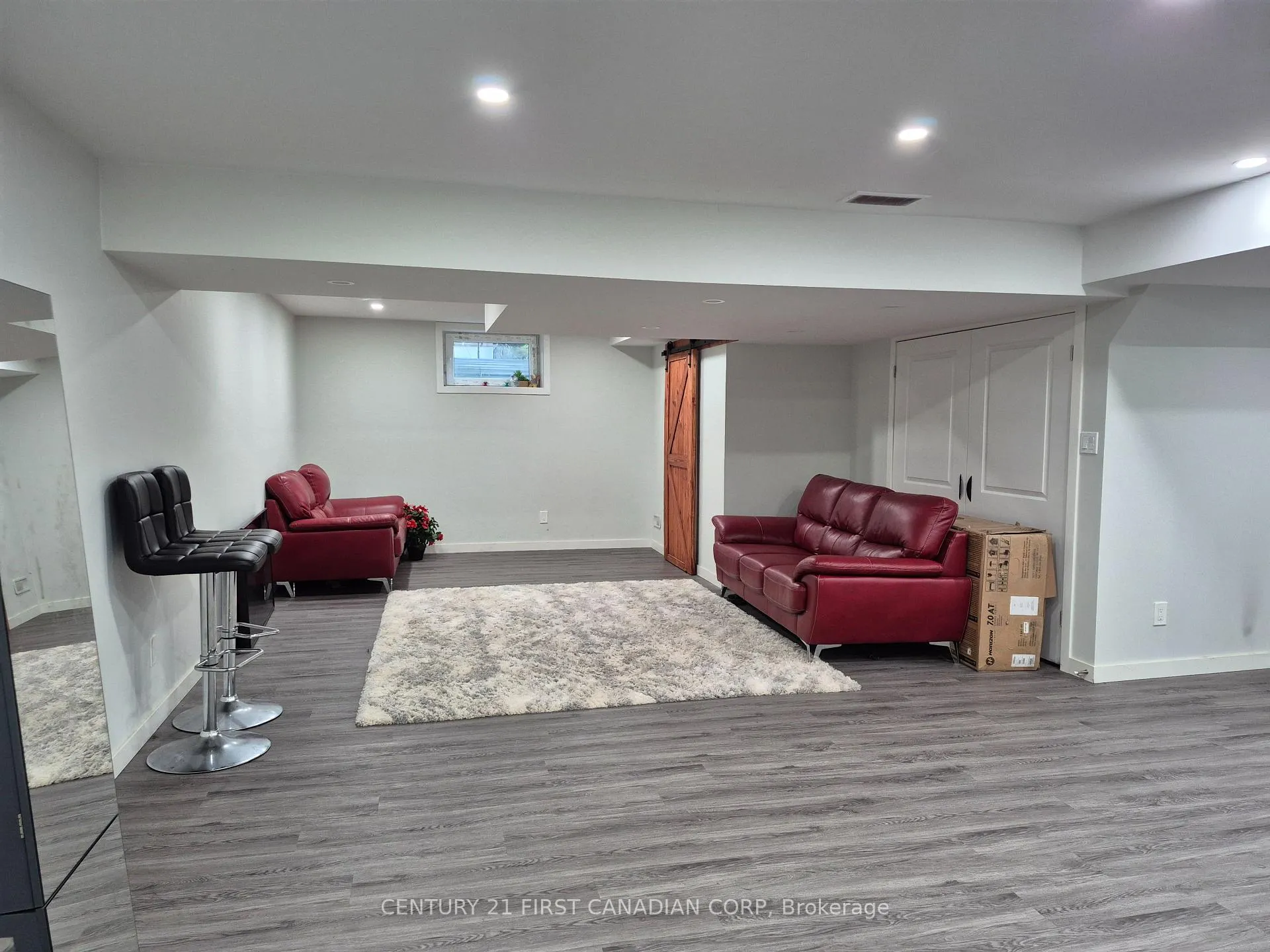 Photo 28 of 1961 Cedarpark Drive, London, North D — HOMEH
