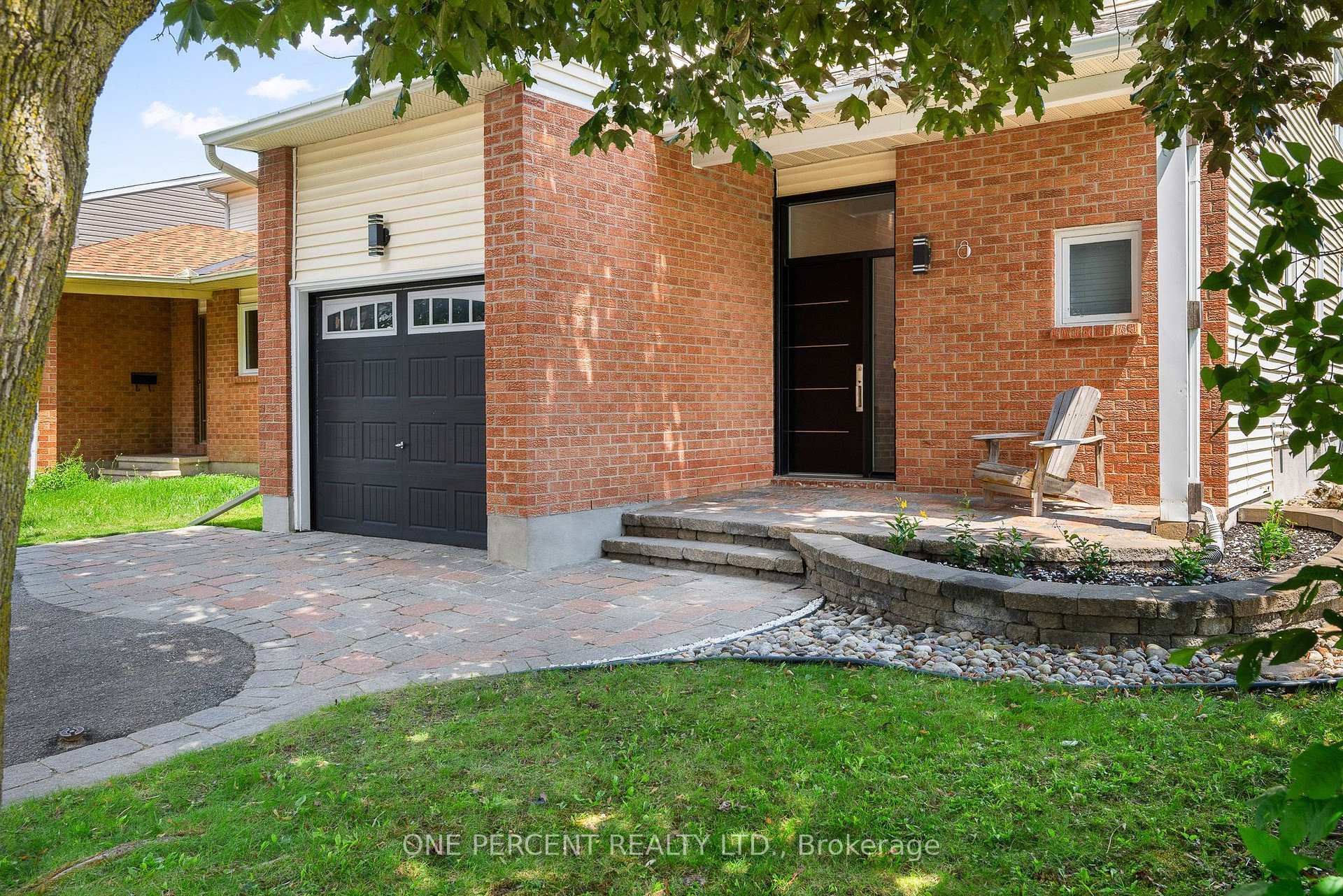 Photo 3 of 8 Rastila Crescent, Ottawa, Hunt Club Park/Greenboro — HOMEH