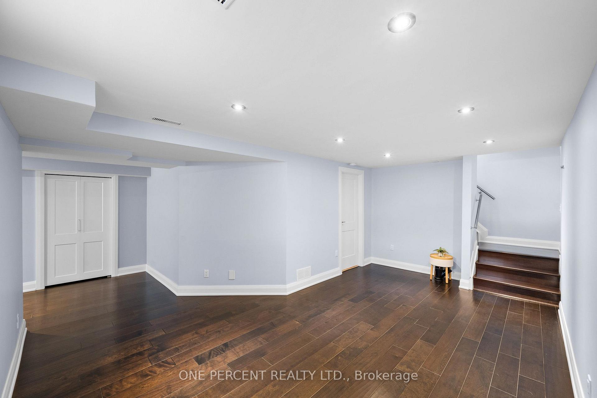 Photo 34 of 8 Rastila Crescent, Ottawa, Hunt Club Park/Greenboro — HOMEH