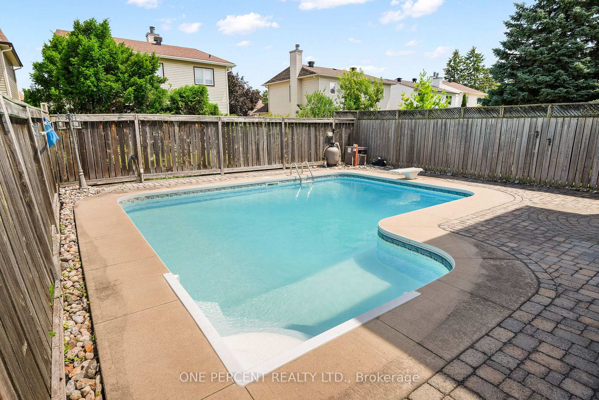 Photo 40 of 8 Rastila Crescent, Ottawa, Hunt Club Park/Greenboro — HOMEH