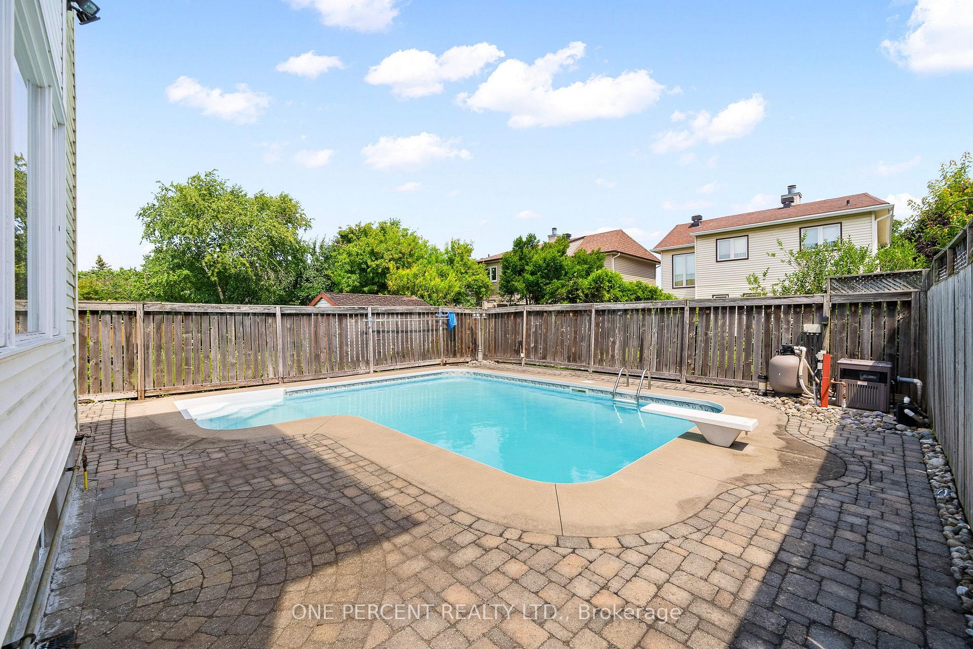 Photo 42 of 8 Rastila Crescent, Ottawa, Hunt Club Park/Greenboro — HOMEH