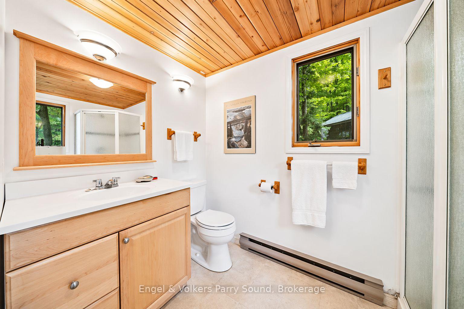 Photo 23 of 53 Birdwood Lane, McDougall — HOMEH
