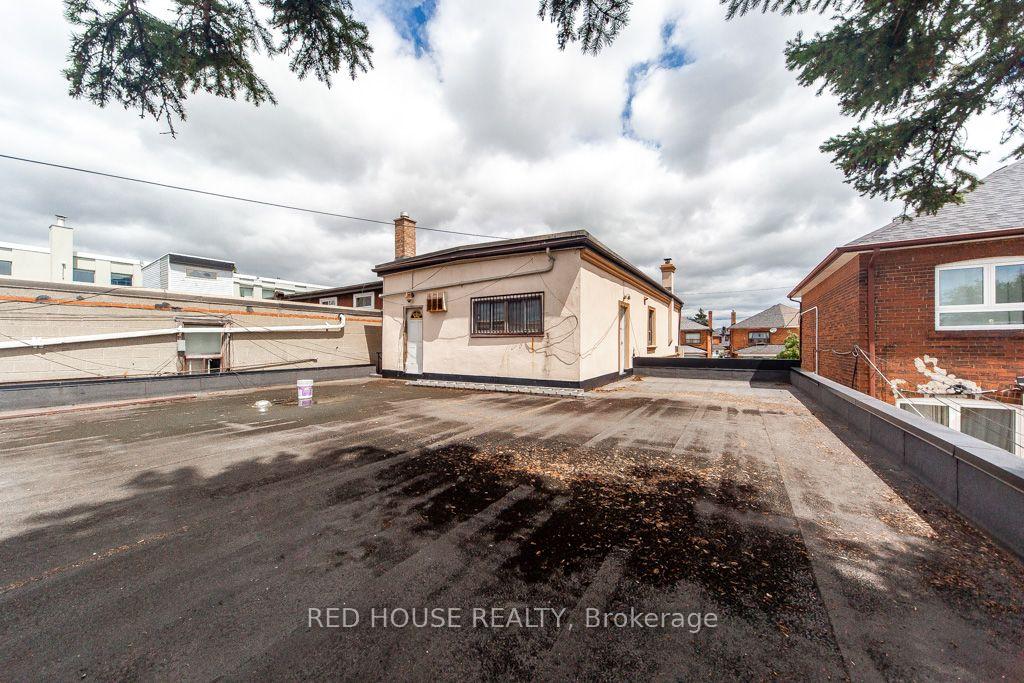 Photo 28 of 658 Vaughan Road, Toronto, Oakwood Village — HOMEH