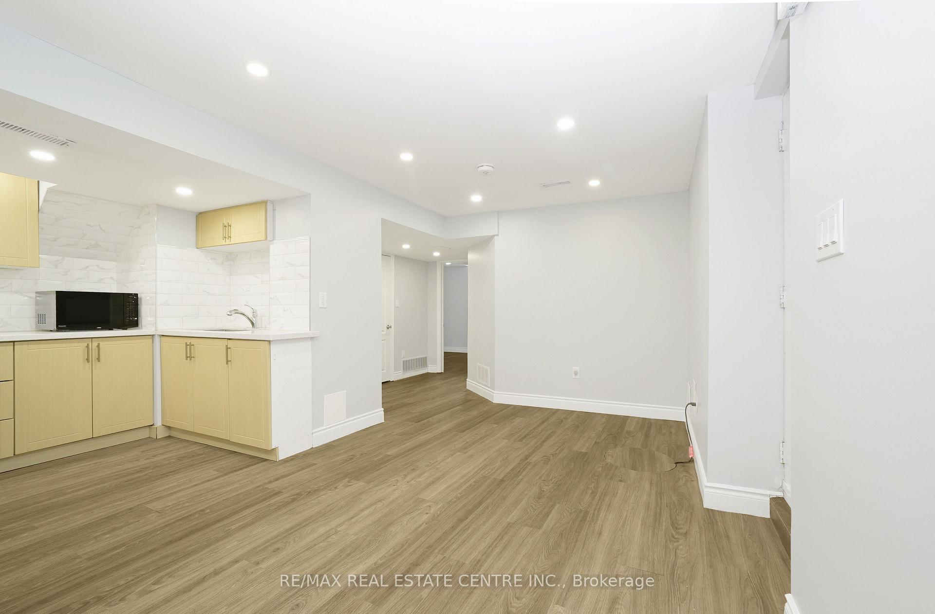 Photo 27 of 15 Donna Drive, Brampton, Heart Lake West — HOMEH