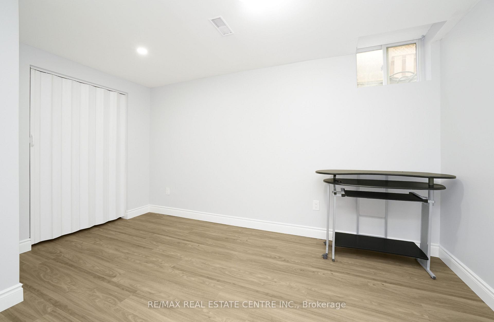 Photo 28 of 15 Donna Drive, Brampton, Heart Lake West — HOMEH