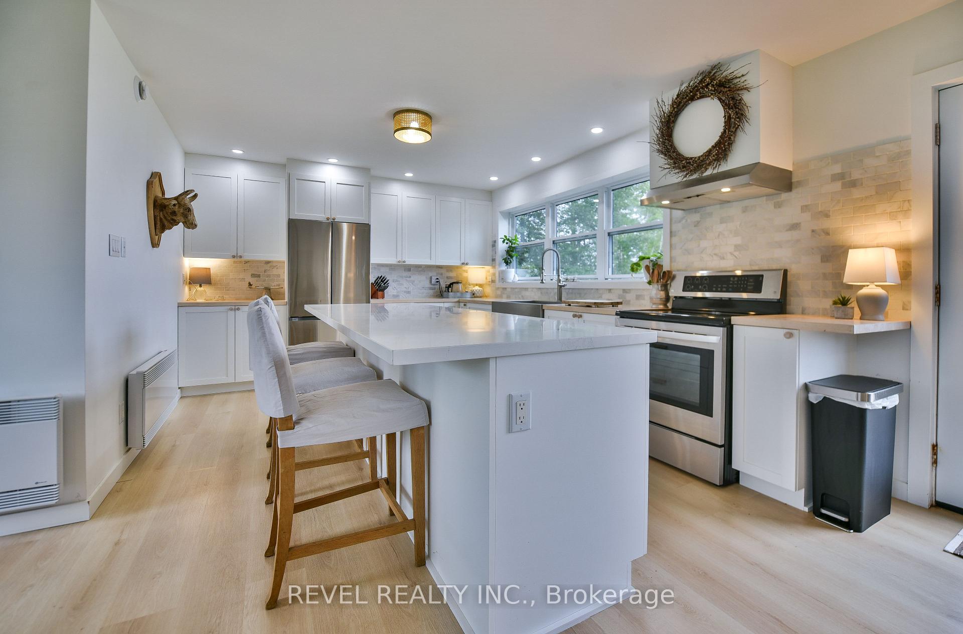 Photo 3 of 767 Leclair Avenue, Timmins, MTJ - Kamiskotia — HOMEH