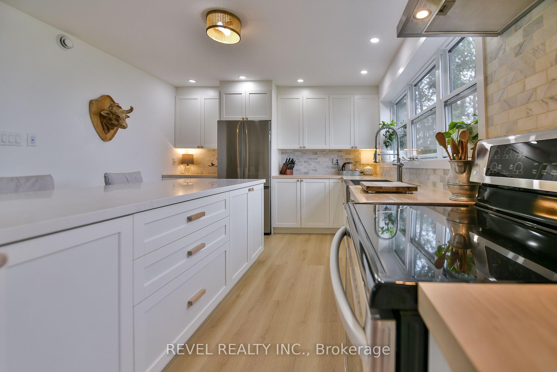 Photo 5 of 767 Leclair Avenue, Timmins, MTJ - Kamiskotia — HOMEH
