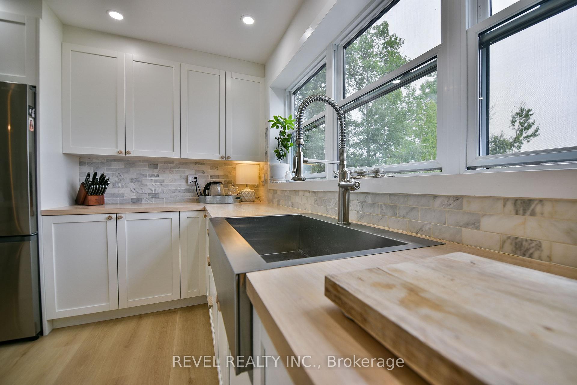 Photo 6 of 767 Leclair Avenue, Timmins, MTJ - Kamiskotia — HOMEH