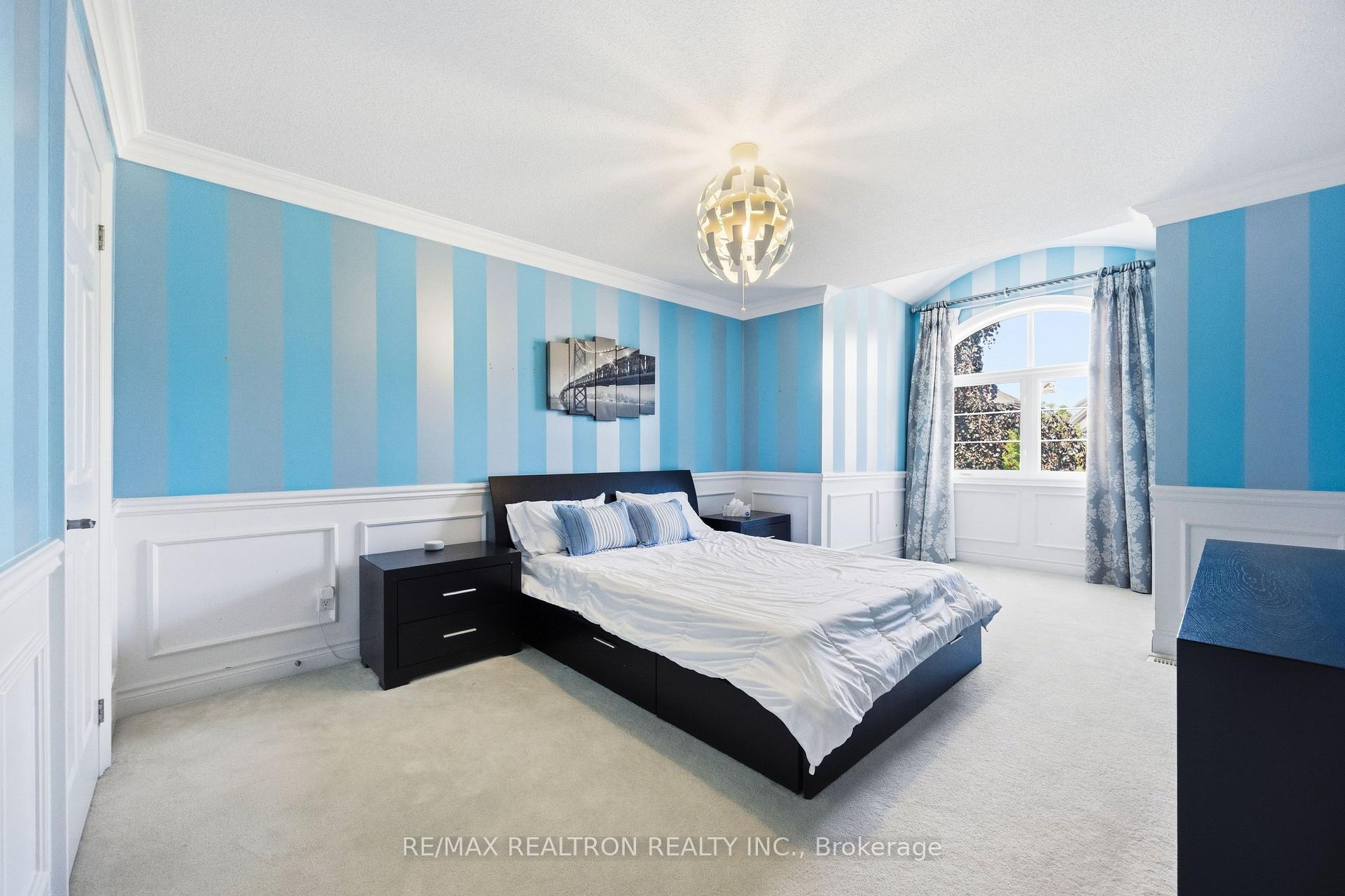 Photo 22 of 57 Dimarino Drive, Vaughan, Patterson — HOMEH