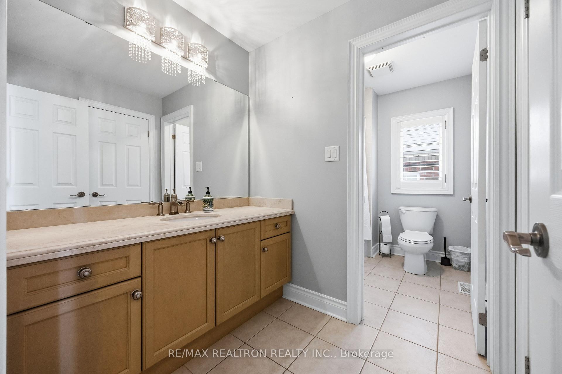 Photo 24 of 57 Dimarino Drive, Vaughan, Patterson — HOMEH