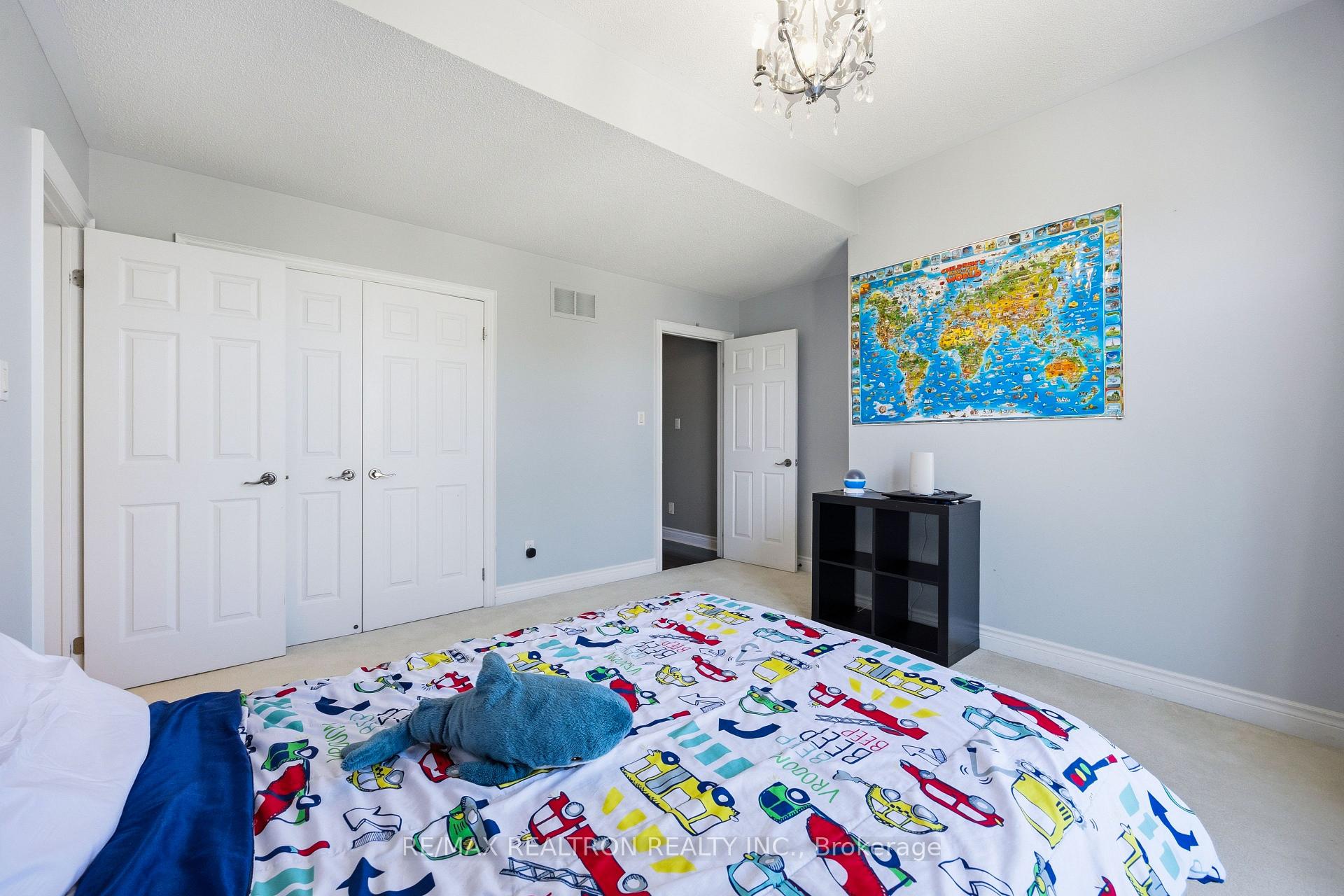 Photo 26 of 57 Dimarino Drive, Vaughan, Patterson — HOMEH
