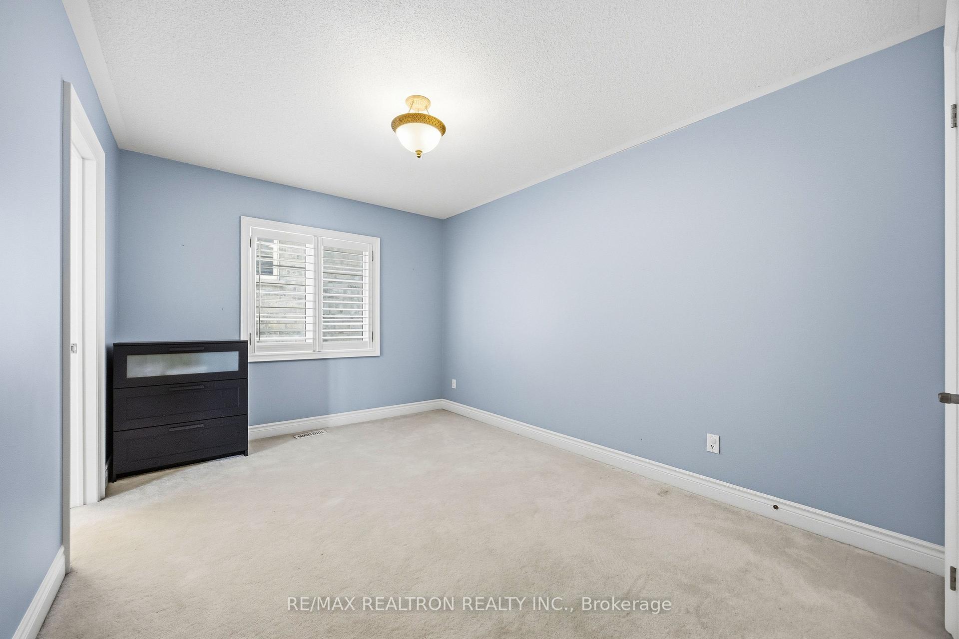 Photo 28 of 57 Dimarino Drive, Vaughan, Patterson — HOMEH