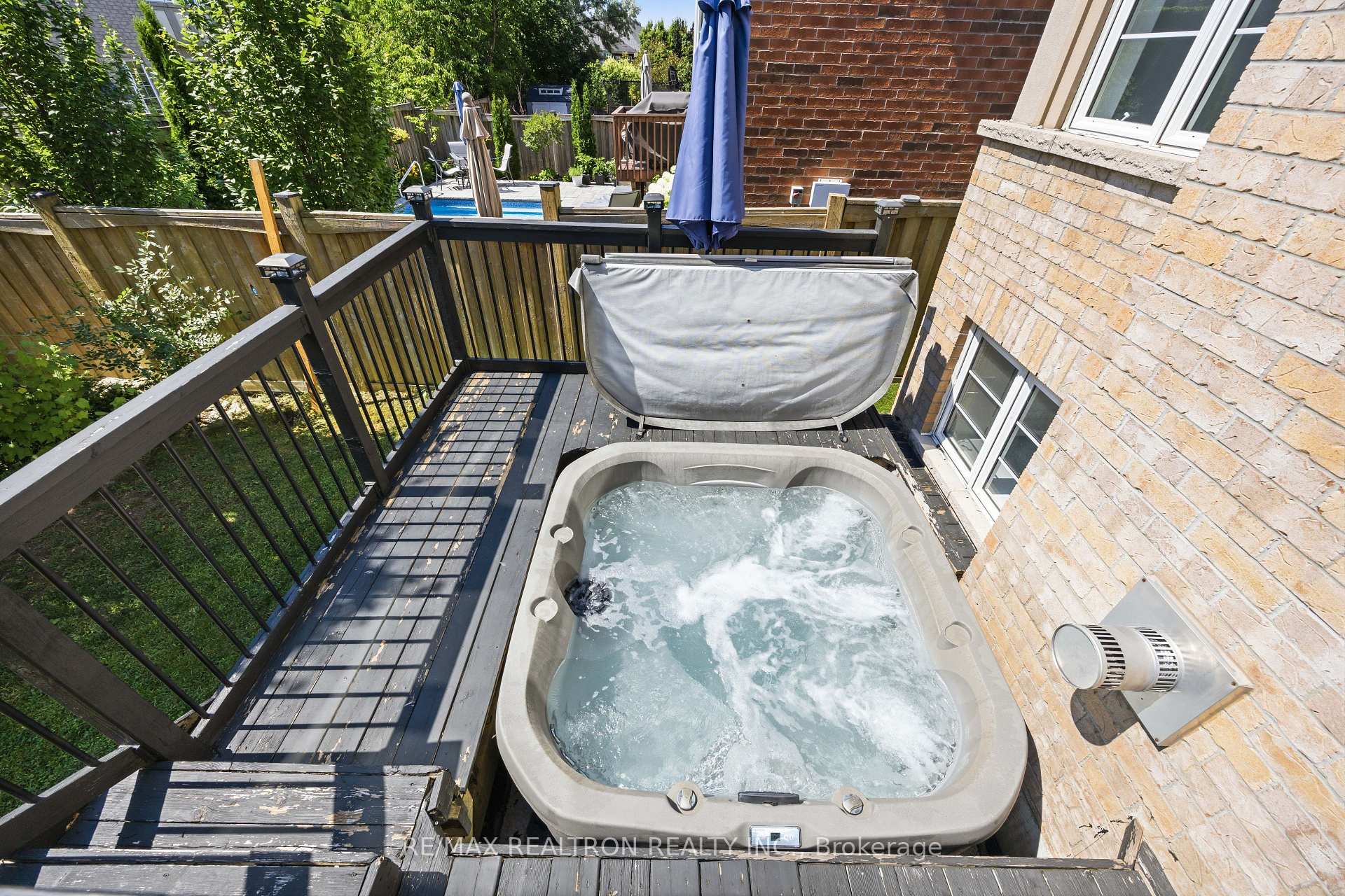 Photo 30 of 57 Dimarino Drive, Vaughan, Patterson — HOMEH
