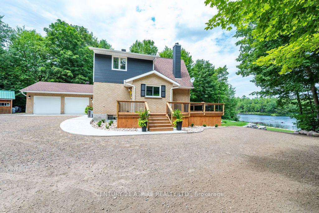 Photo 4 of 978 Rantz Road, Petawawa, Petawawa — HOMEH