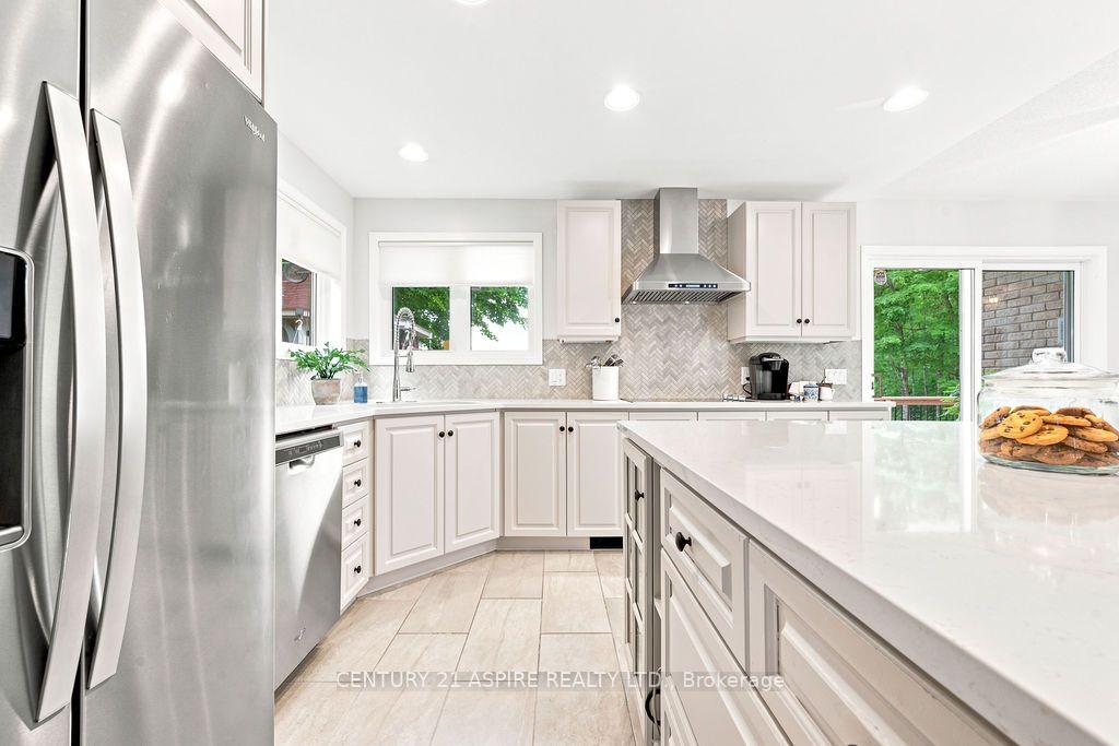 Photo 26 of 978 Rantz Road, Petawawa, Petawawa — HOMEH