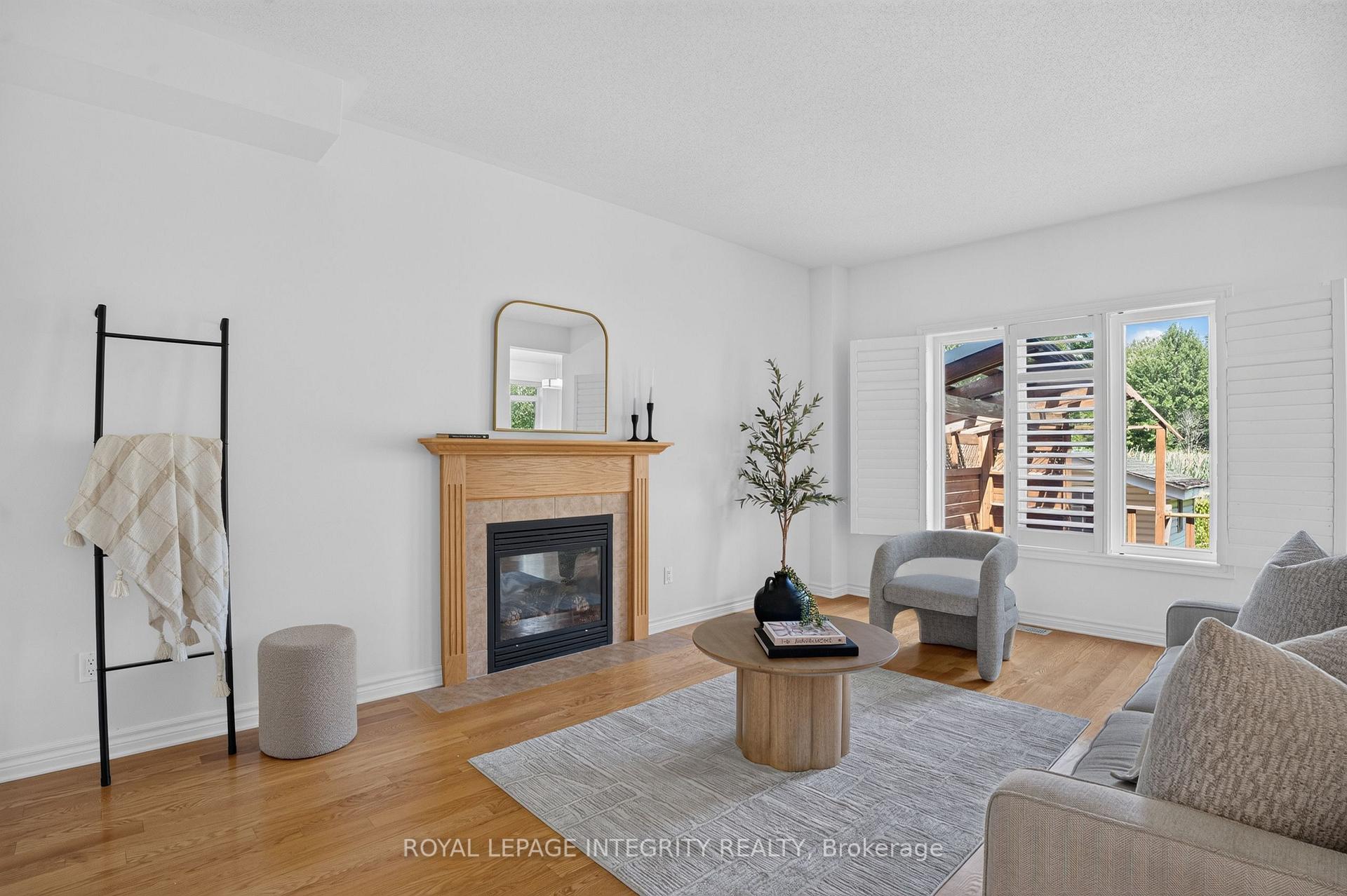 Photo 5 of 275 Kiwanis Court, Ottawa, Hunt Club Park/Greenboro — HOMEH