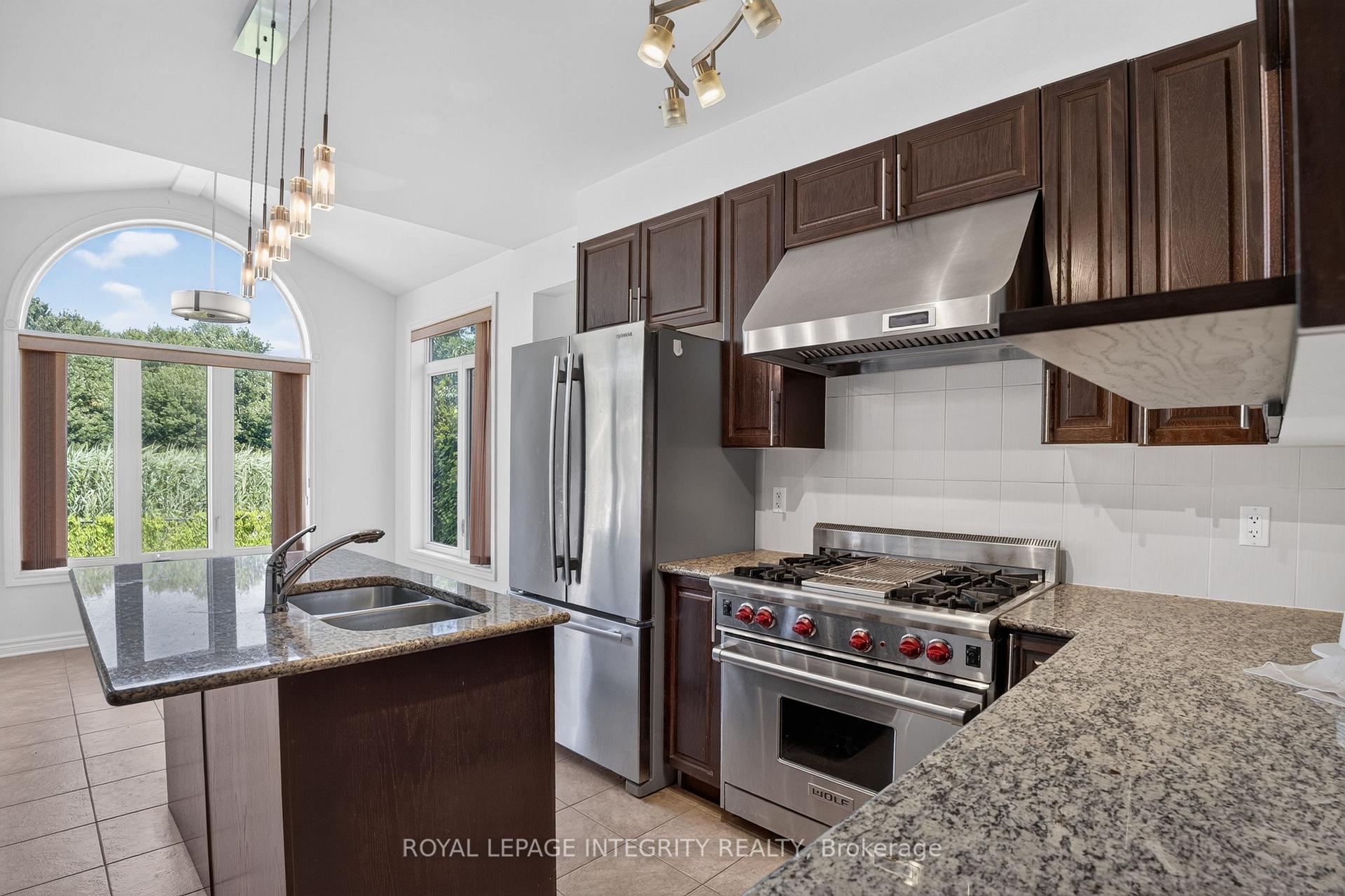 Photo 12 of 275 Kiwanis Court, Ottawa, Hunt Club Park/Greenboro — HOMEH