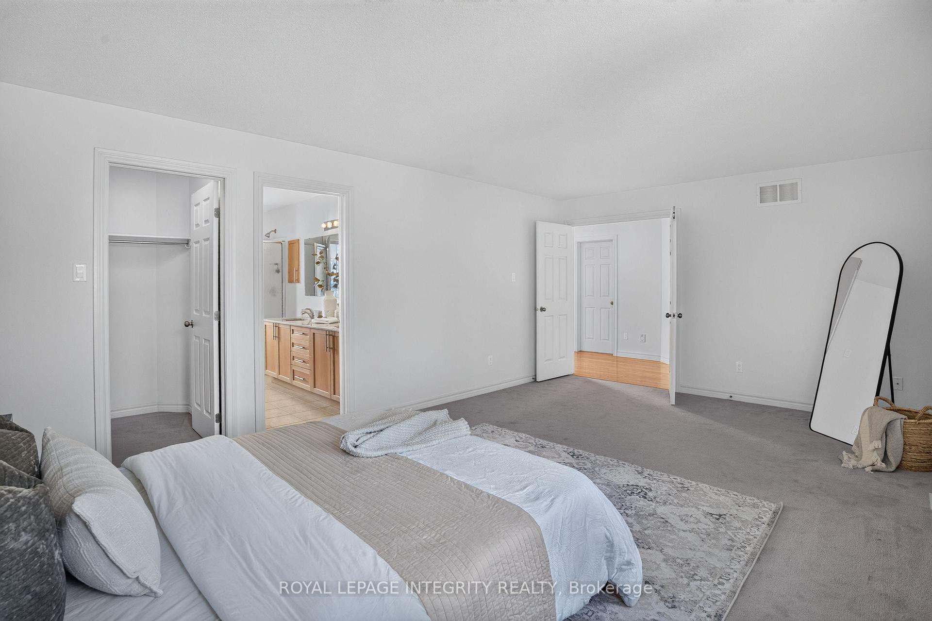 Photo 15 of 275 Kiwanis Court, Ottawa, Hunt Club Park/Greenboro — HOMEH
