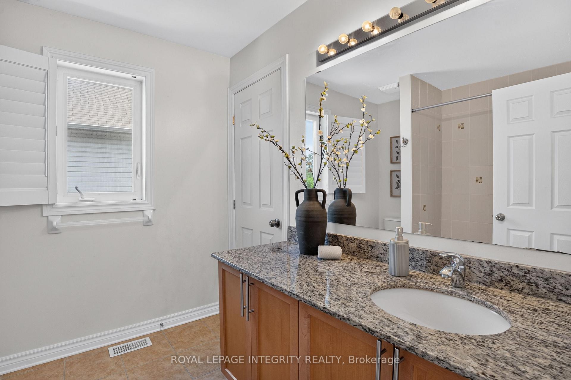Photo 20 of 275 Kiwanis Court, Ottawa, Hunt Club Park/Greenboro — HOMEH