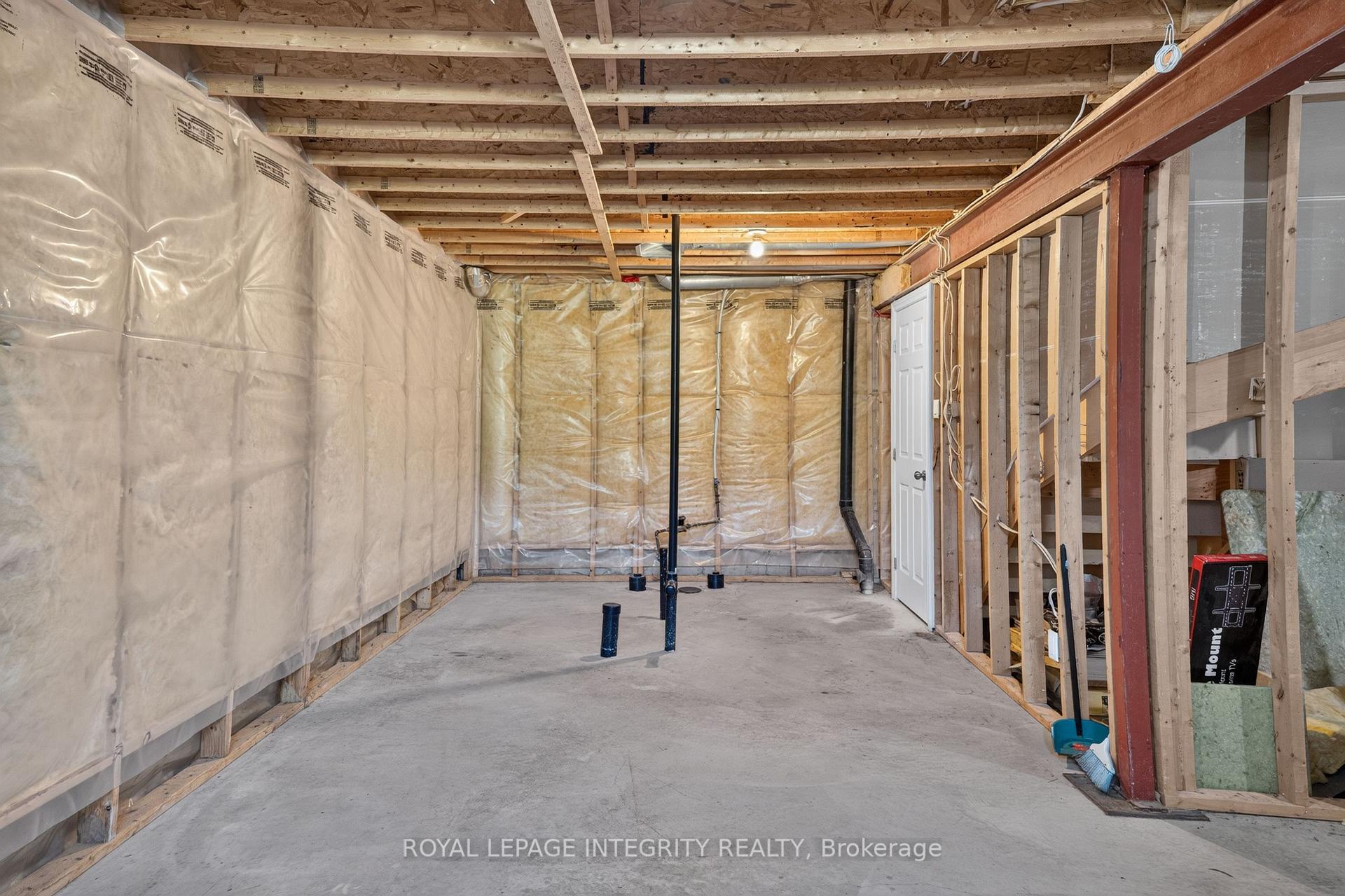 Photo 29 of 275 Kiwanis Court, Ottawa, Hunt Club Park/Greenboro — HOMEH